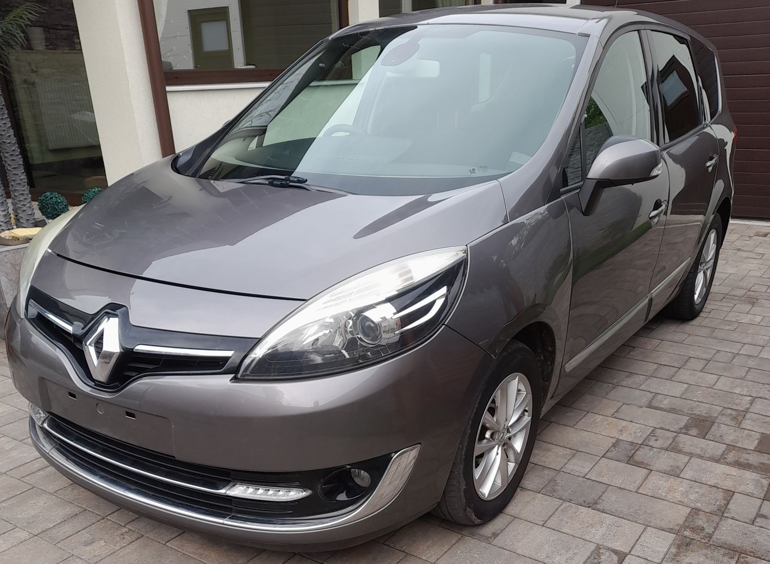 Set Far Farui Stanga Dreapta Renault Grand Scenic 3 Facelift 2012-2016