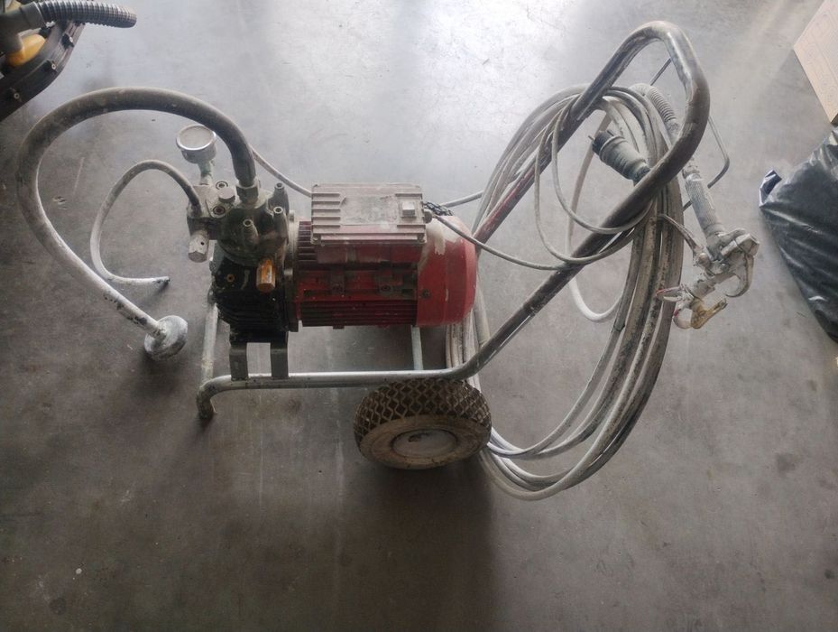 Машина за боядисване Aeropro R990