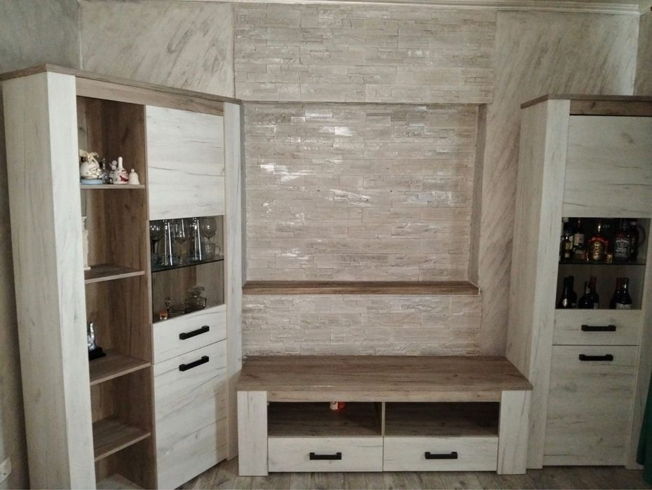 Mobila living in perfecta stare estetica ca   Noua