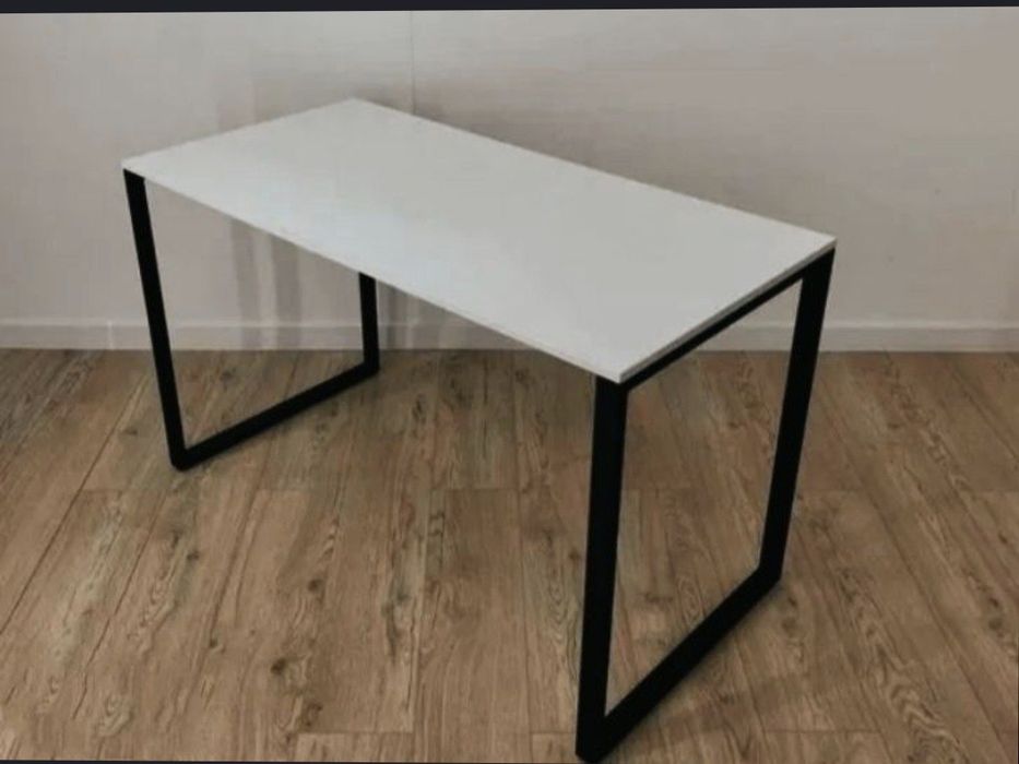 Продам стол лофт