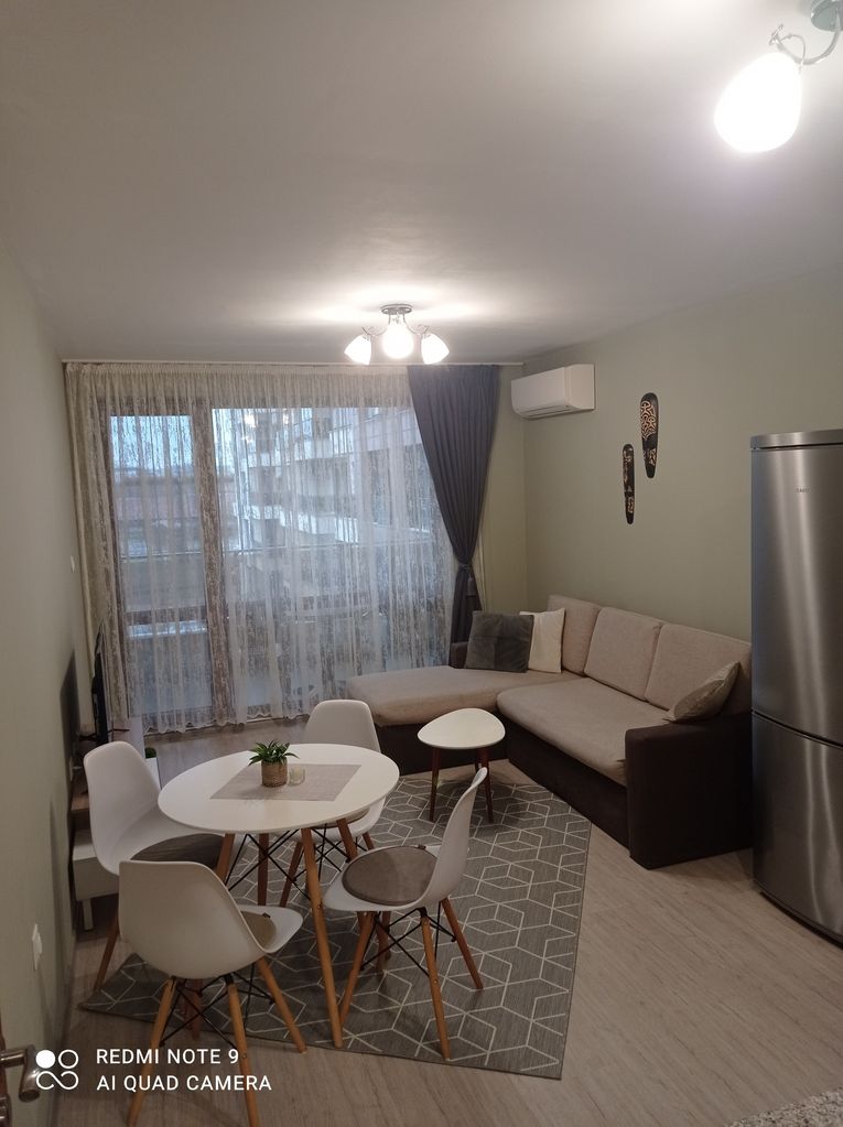 Дава се под наем Двустаен апартамент в Пловдив, Кършияка - 65 кв.м за 425 € - Снимка #1