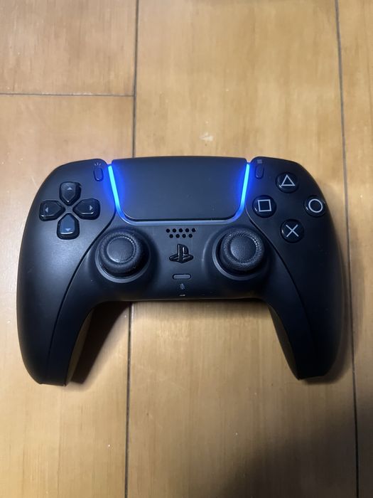 Джойстик от PS5, в черном цвете