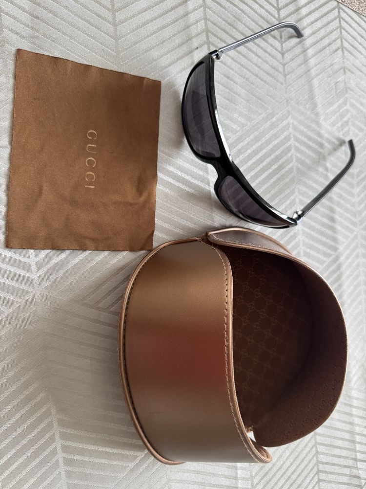 Gucci слънчрви очила