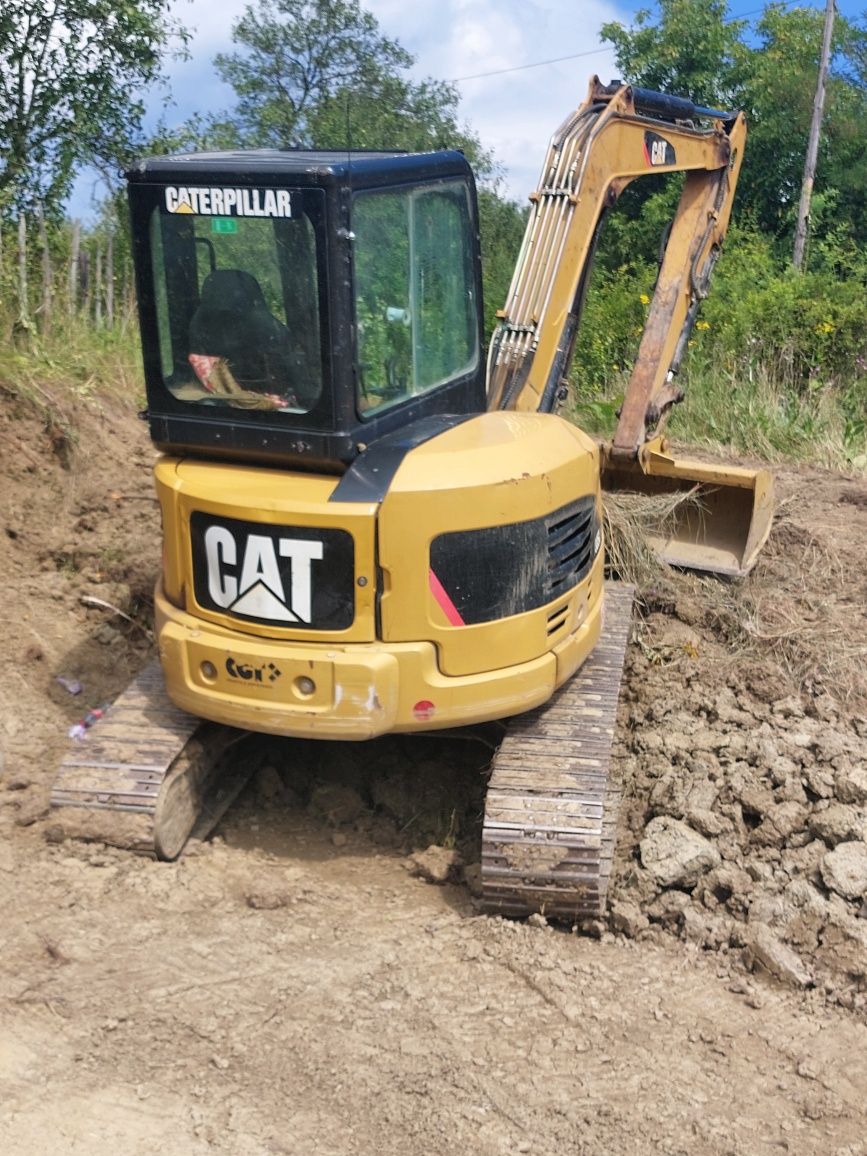 Sapaturi  lucrări cu miniexcavator și transport basculabil