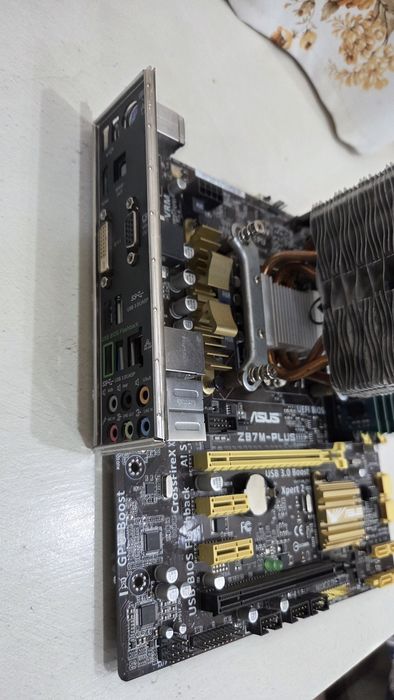 Kit placa de baza Asus, procesor i5 4570, 12 gGb ram