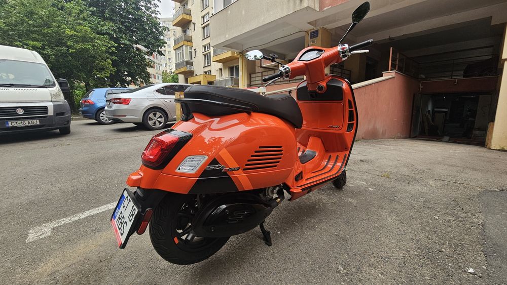Vespa GTS 300 Super Sport 999 km