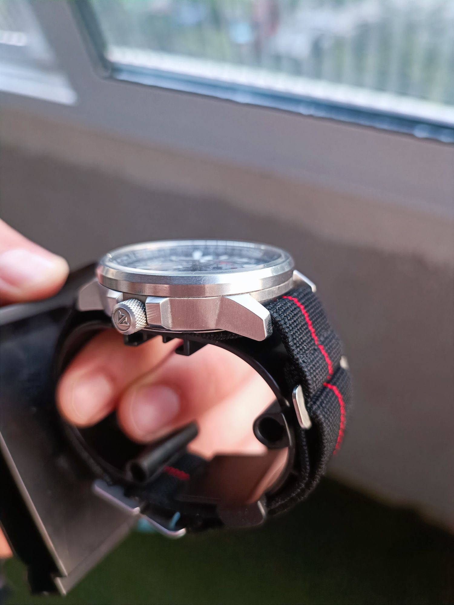Citizen Eco-Drive Nighthawk 200m