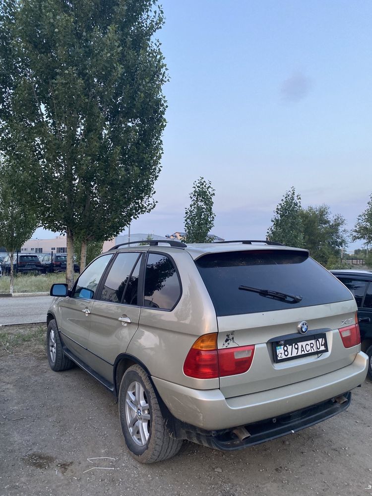 Продам БМВ Х5.
