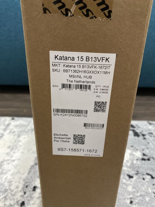Laptop MSI KATANA 15 B13VFK-1672IT! laptopul este nou si sigilat !