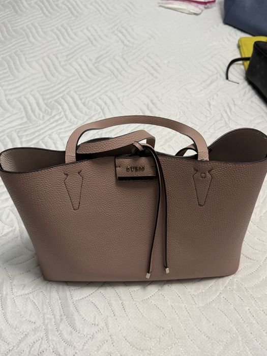 Дамски чанти furla, guess