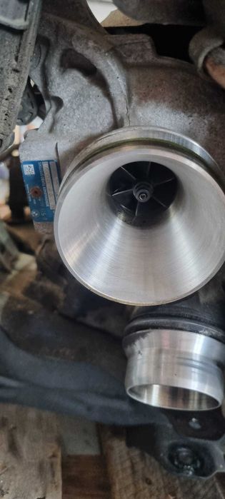 Turbo turbina BMW 118d 318d 418d cod 8513641 8513640 B47