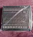 Mixer RCF pentru DJ, formație live, nuntă, botez