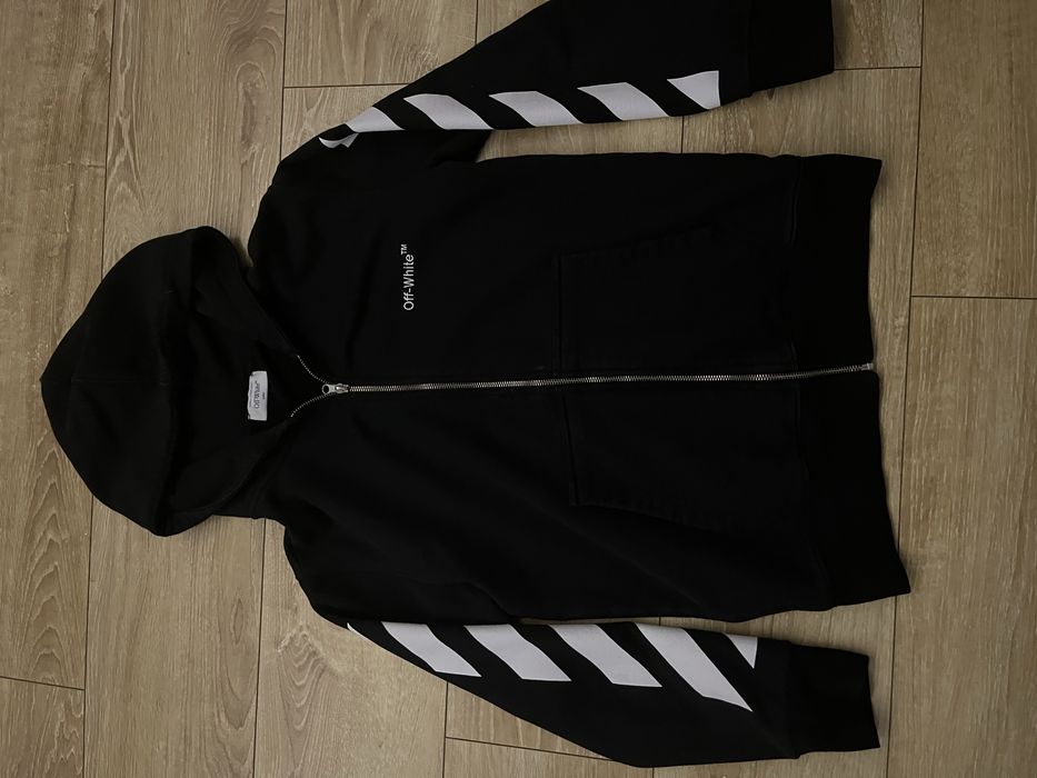 Off-White суичър