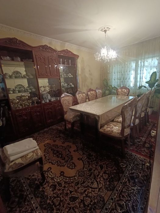 Продается 3 комнатная квартира