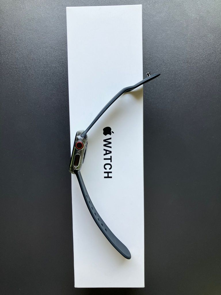 Apple watch SE 40mm space gray