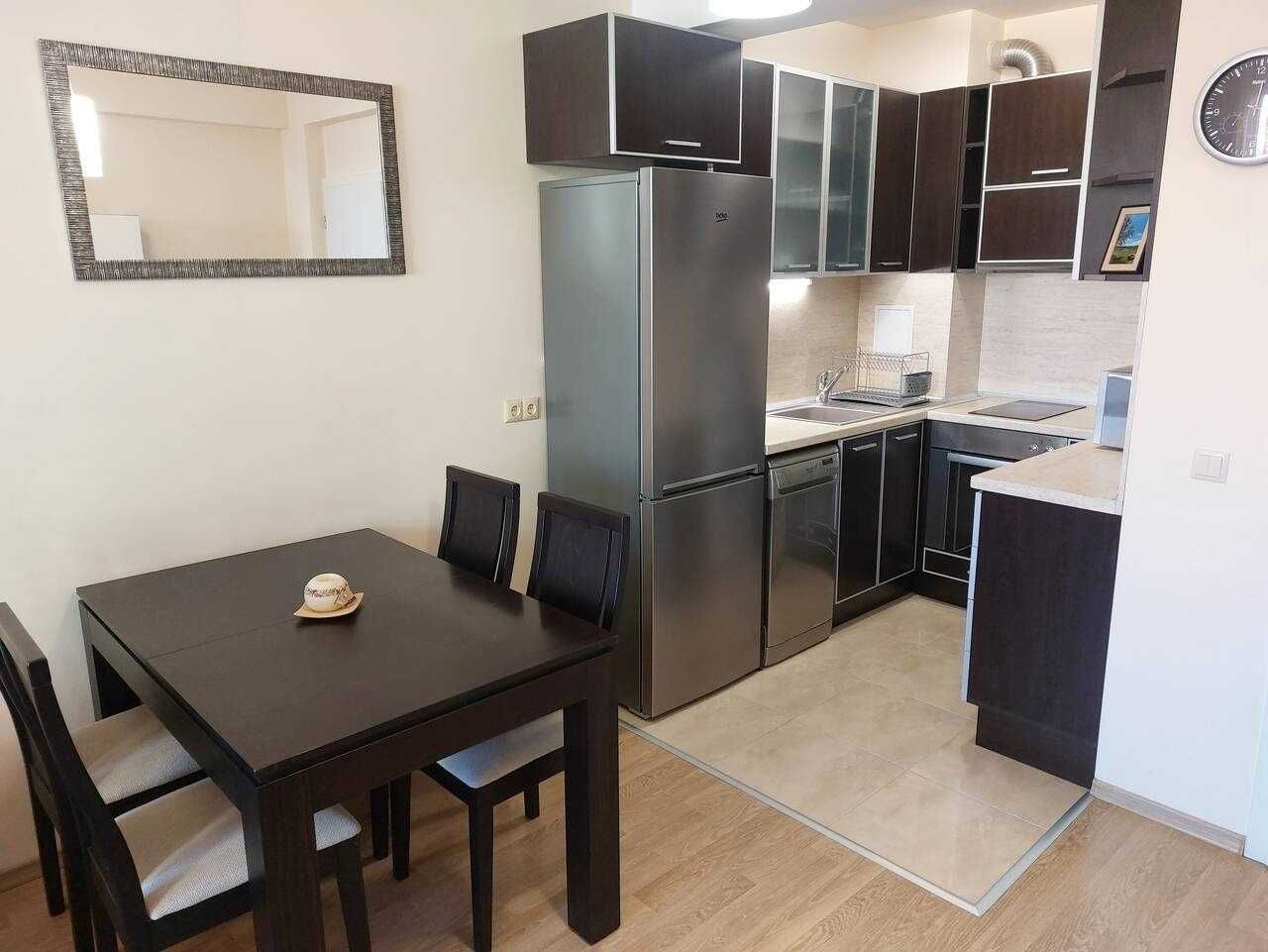 Дава се под наем Двустаен апартамент в Бургас, Изгрев - 60 кв.м за 500 € - Снимка #2
