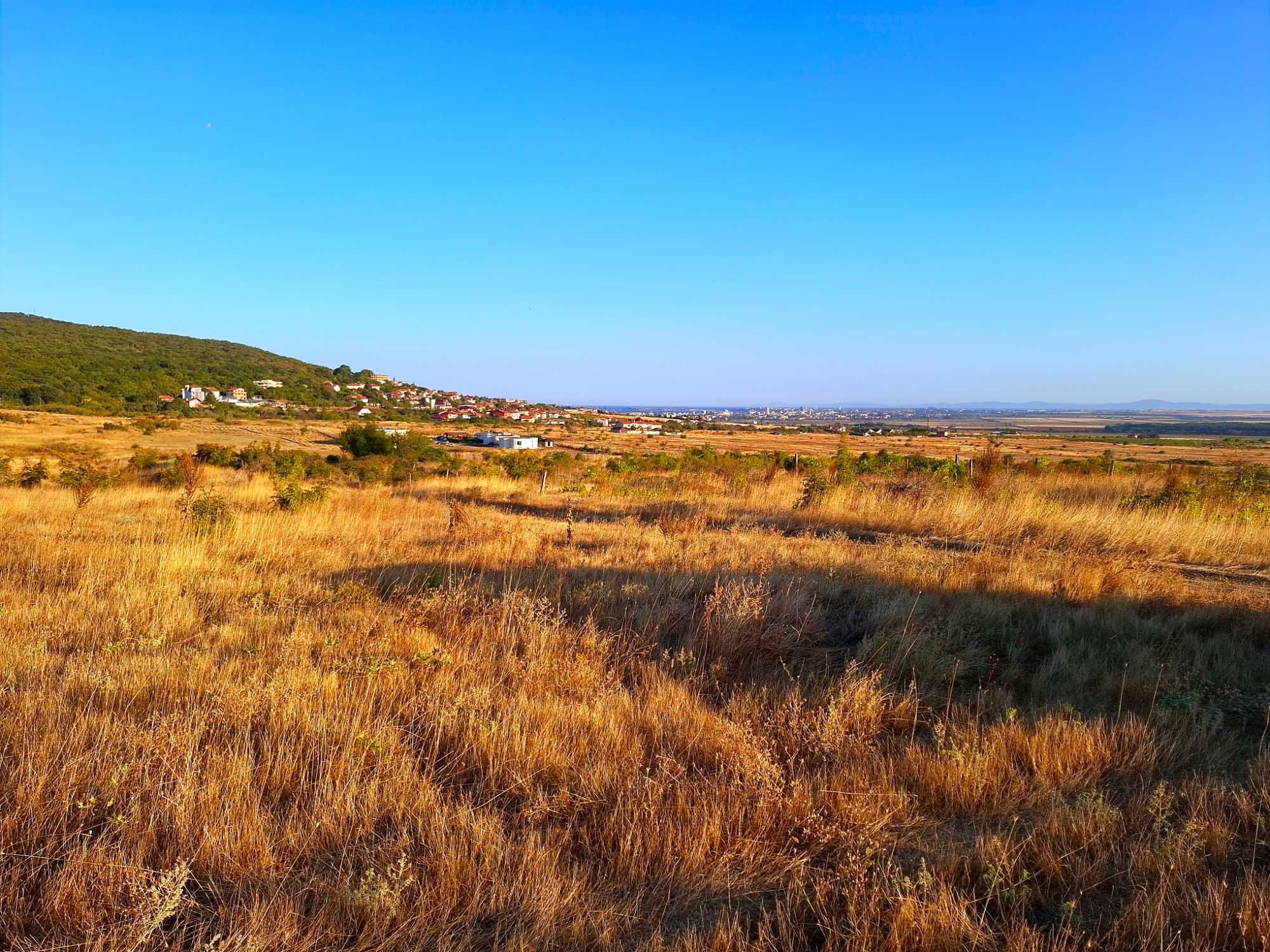 Парцел с ПУП за къщички в с. Кошарица