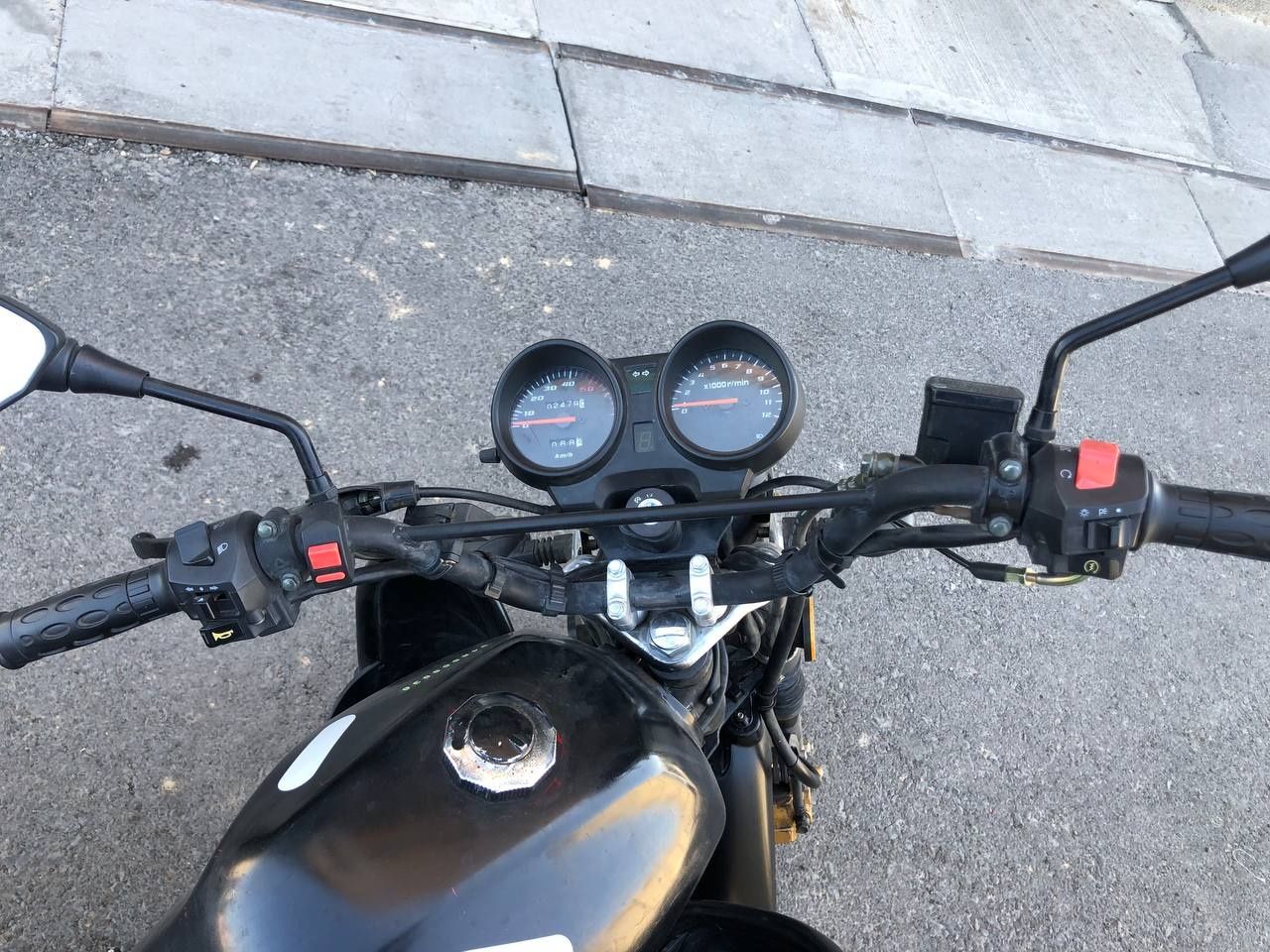 Moped sotiladi!!!