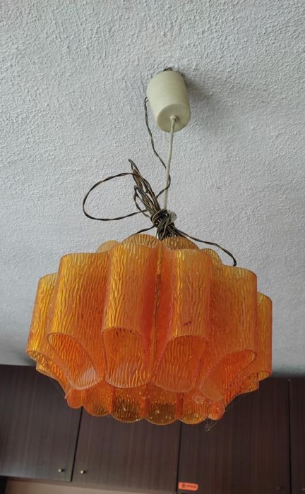 Ретро полилей от 80-те* Интересен дизайн* В свеж оранжев цвят