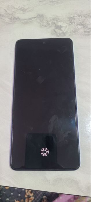 Tecno Camon 20 pro 8+8/256 Holati ideal