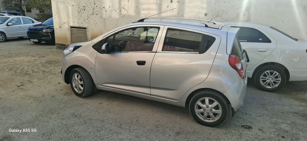 Spark 2014 yili metanda yurgani 132000 km moshina zo'r.