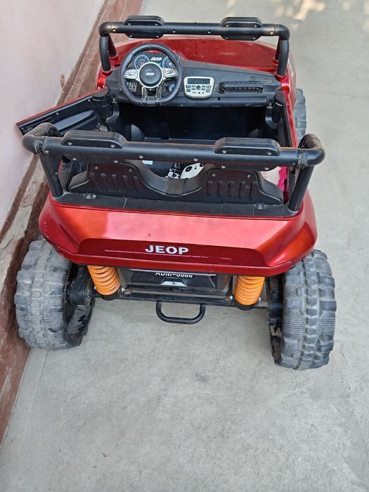 2 кишилик болалар машинаси ЖИП