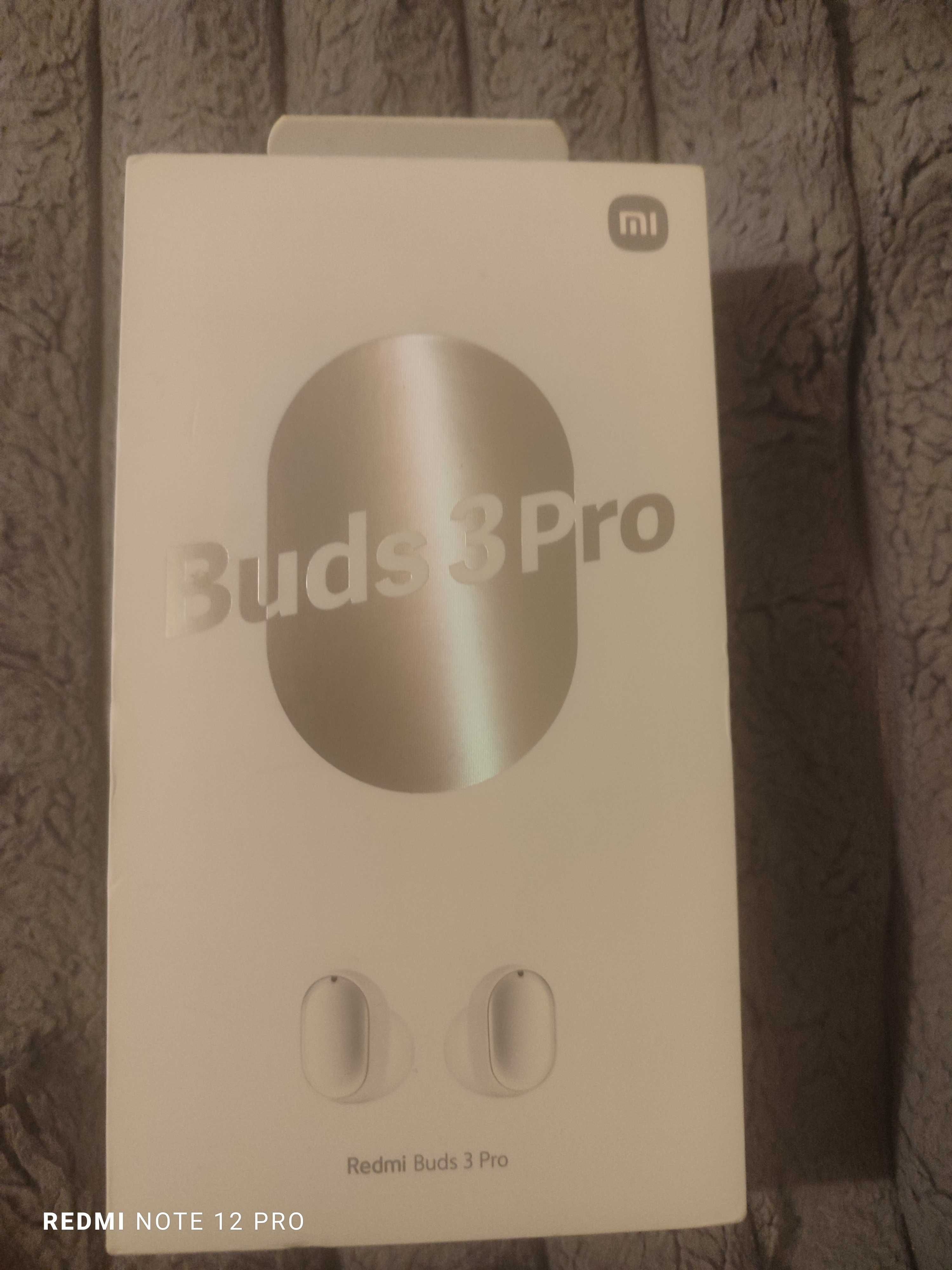 Продавам слушалки 2 броя Redmi Buds 3 PRO 50 лв броя 80лв двата чифта