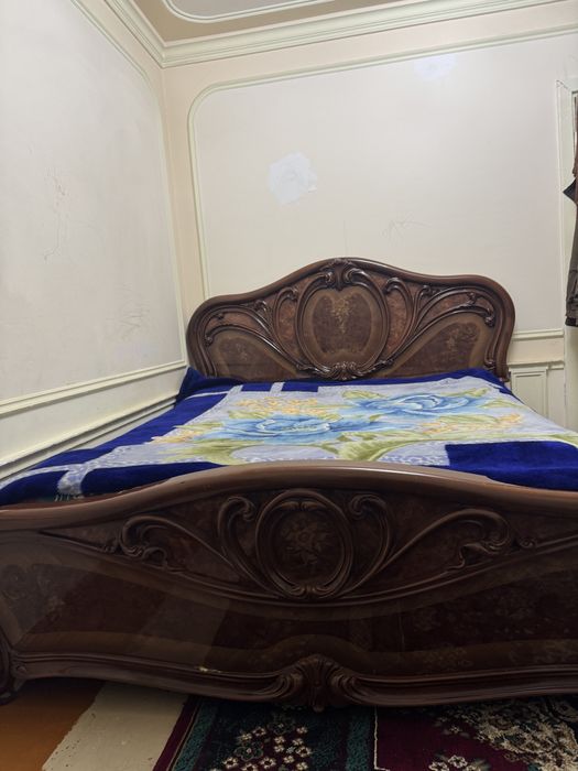 Диван блан теремо сотилмокда