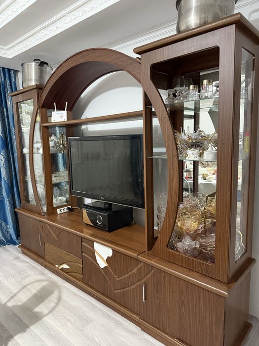 Сервант, стенки,