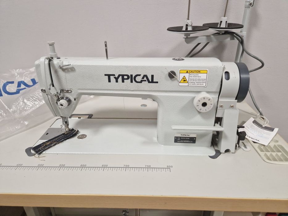 Машинка для шейного цеха или ателье