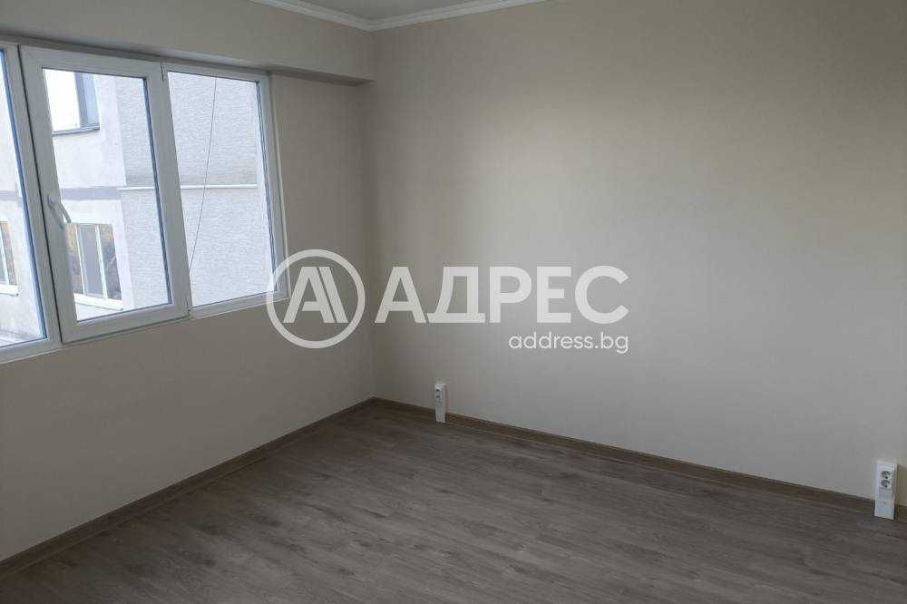 Продава се Тристаен апартамент в Разград, Орел - 76 кв.м за 1094 €/кв.м - Снимка #3