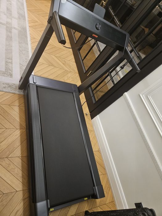 Беговая дорожка  продаю