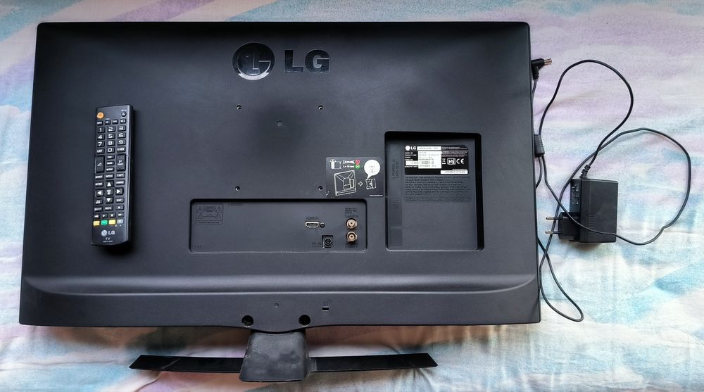 Телевизор 28 инча LG