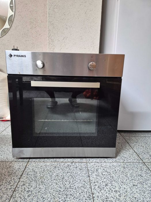 Cuptor electric Piramys