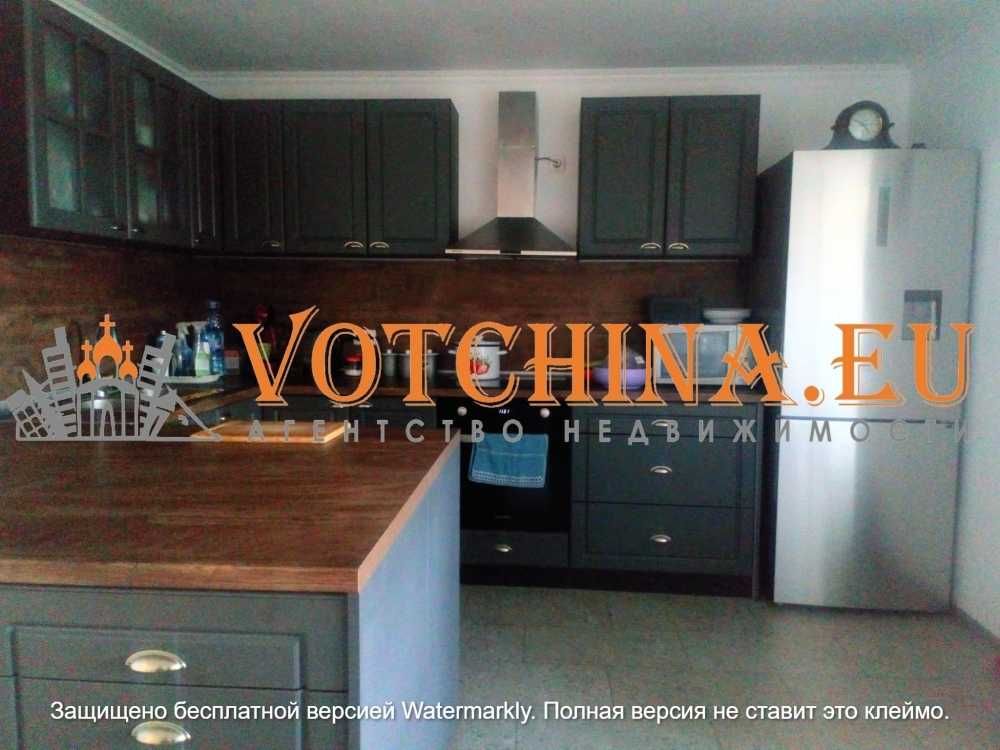 Продава се Къща в с. Божурец, Област Добрич - 200 кв.м за 900 €/кв.м - Снимка #2