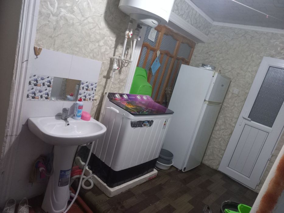 Xo'jayli tumani Drujba ko'chasi 19/9 kvartira sotiladi 3xona