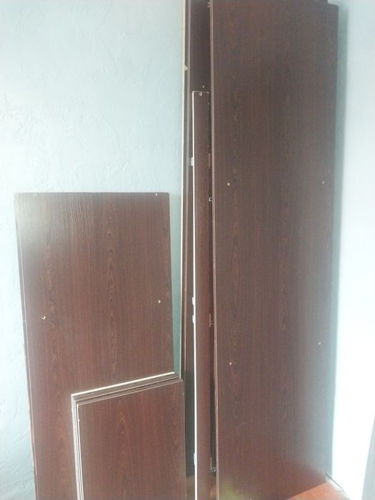 Продам шкаф в разобранном виде