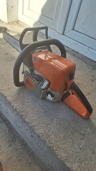 Vând drujba sthil ms230c