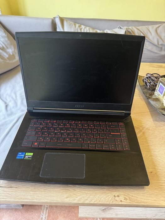 Геймърски лаптоп MSI GF63 Thin  RTX 3050Ti