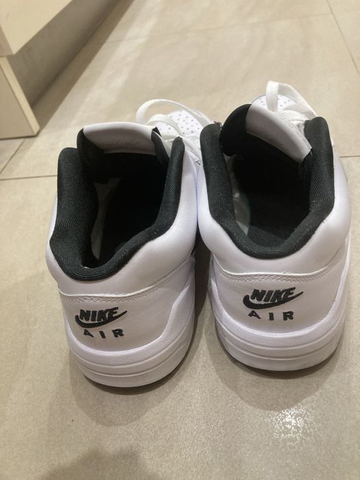 Мъжки бели маратонки Jordan Nike