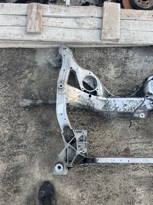 Преден мост бмв/bmw f10 f11 мост бмв ф10 ф11 задно магаре предно
