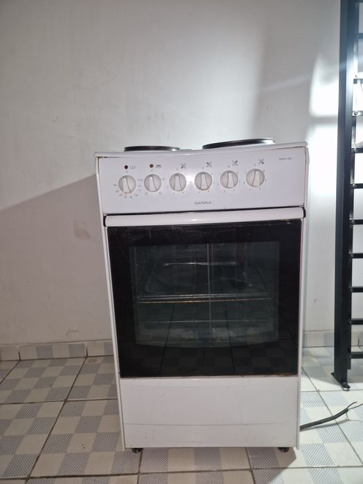 Электроплита DARINA