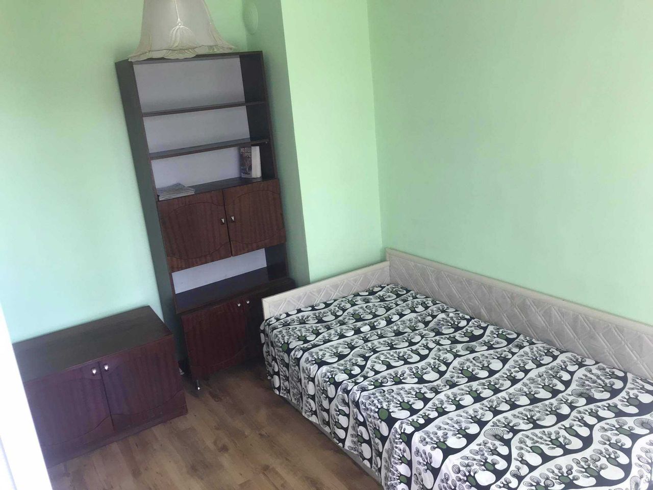 Дава се под наем Тристаен апартамент в Бургас, Център - 92 кв.м за 191.25 € - Снимка #2