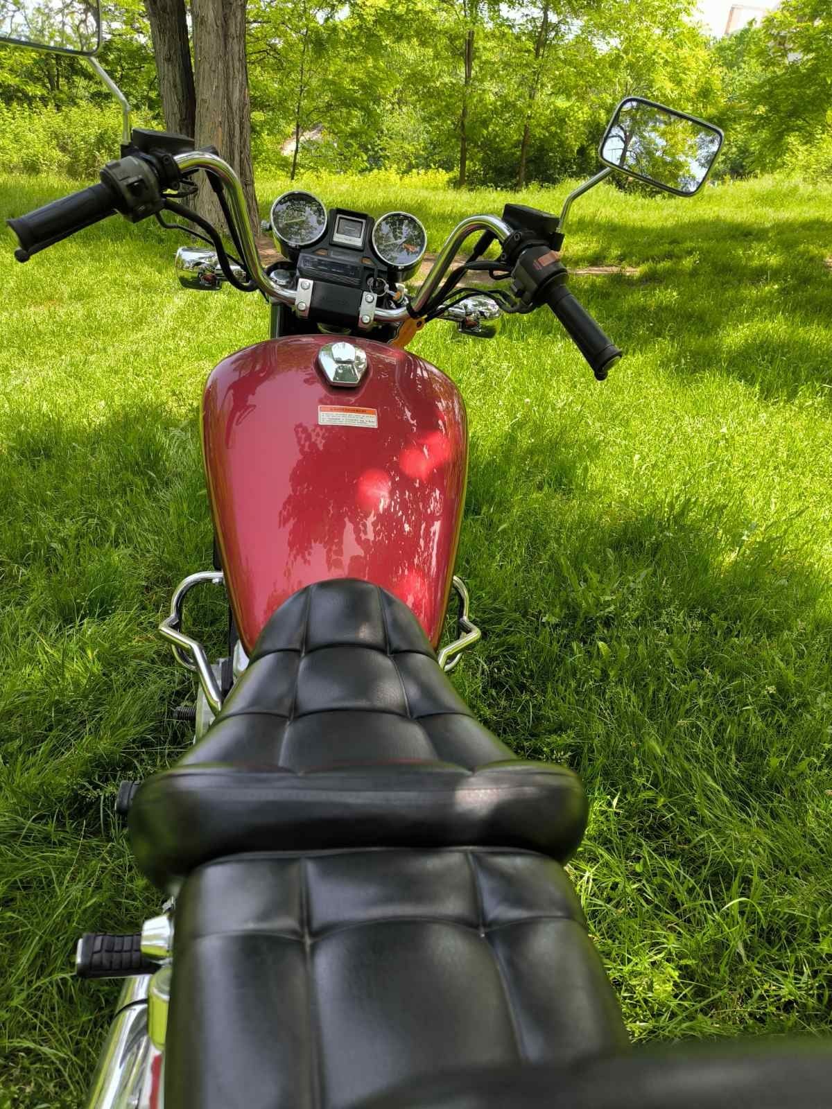 Honda vf 750cc magna
