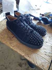 Christian louboutin junior spikes 40