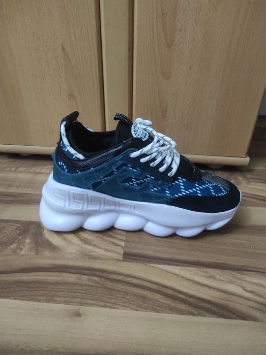 Versace chain reaction blue