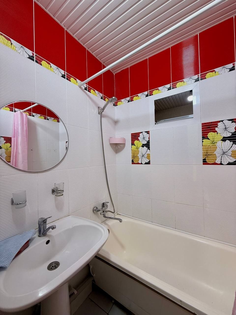 Продаётся 3/3/4 на Ц-7 80м² ор-р: Кафе Украина