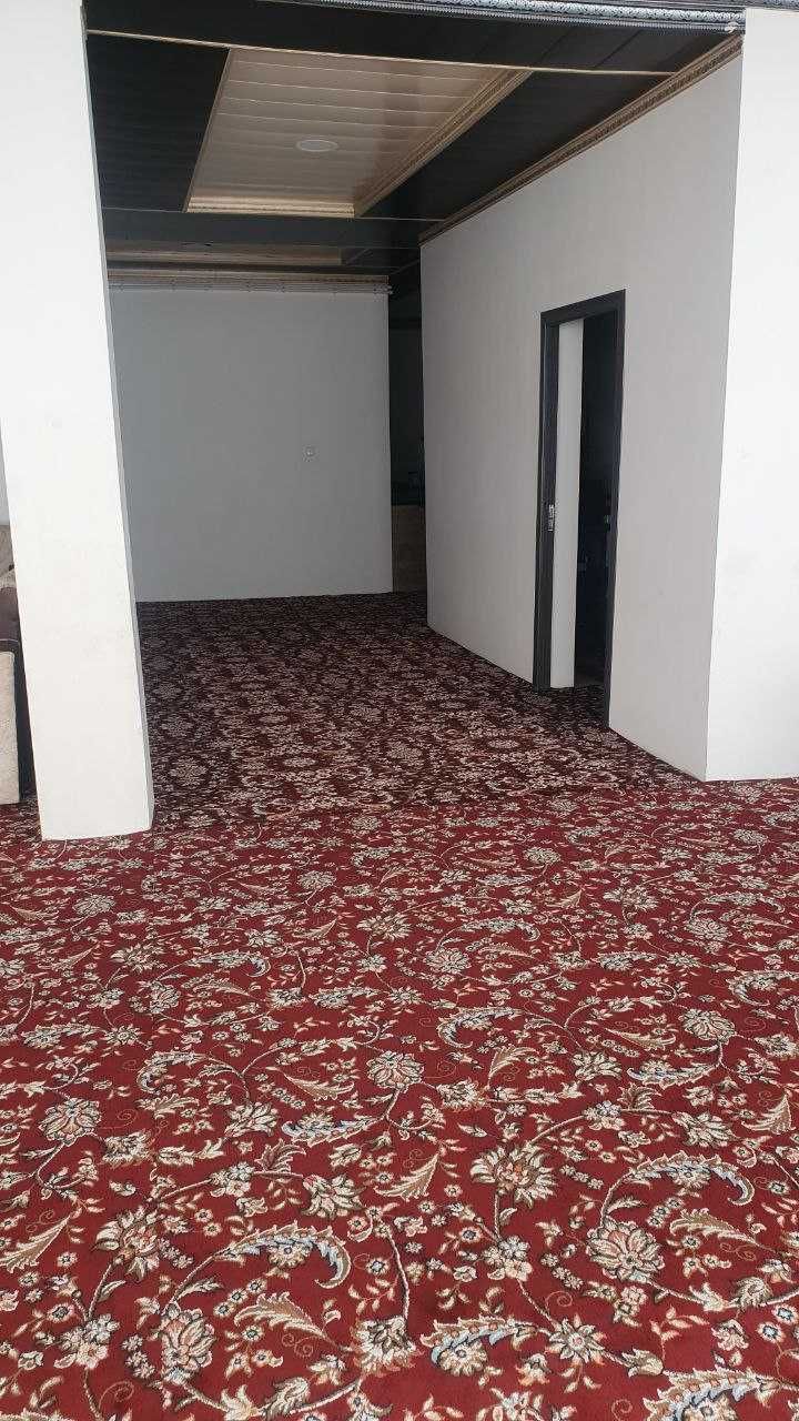 Asaka tumanida Savdo va maishiy xizmat ko`rsatish binosi sotilmoqda