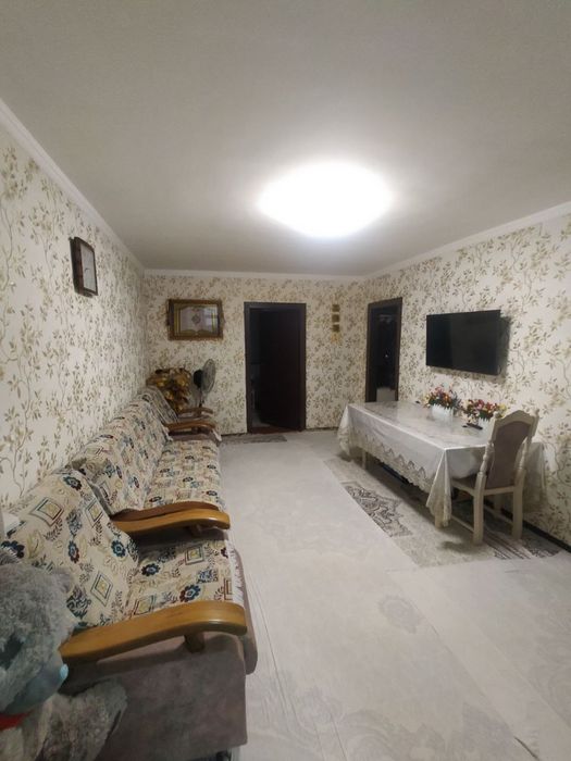 Срочна сотилади квартира Сампида