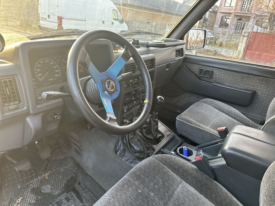 Vand Nissan Patrol y60 ( schimb cu hilux 3.0 )